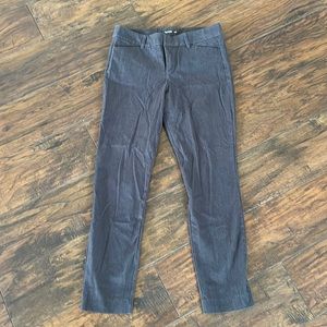 Old Navy Pixie Cropped Pants